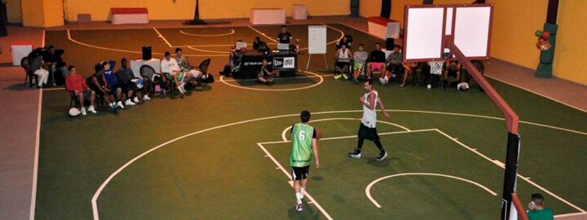 StreetFlavour presentó THE DOME: Torneo 1on1 celebrado dentro de una.. IGLESIA! – 2012