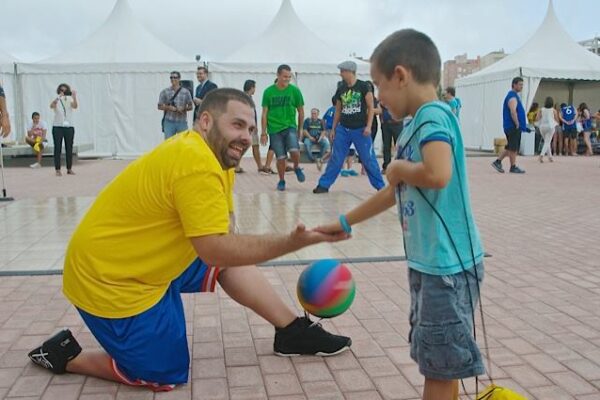 tito-canino-streetflavour-freestyle-show-para-ninos